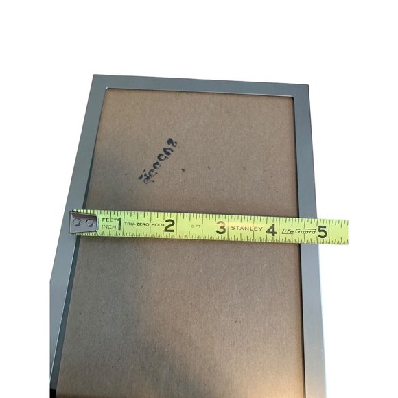 Vintage Brushed Silver Metal Picture Frame 5” X 7” Squared Edges - Picture 4 of 10